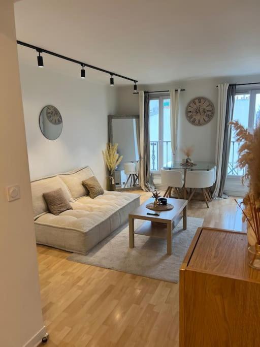 Appartement Paris Vue Tour Eiffel Trocadero Exteriör bild
