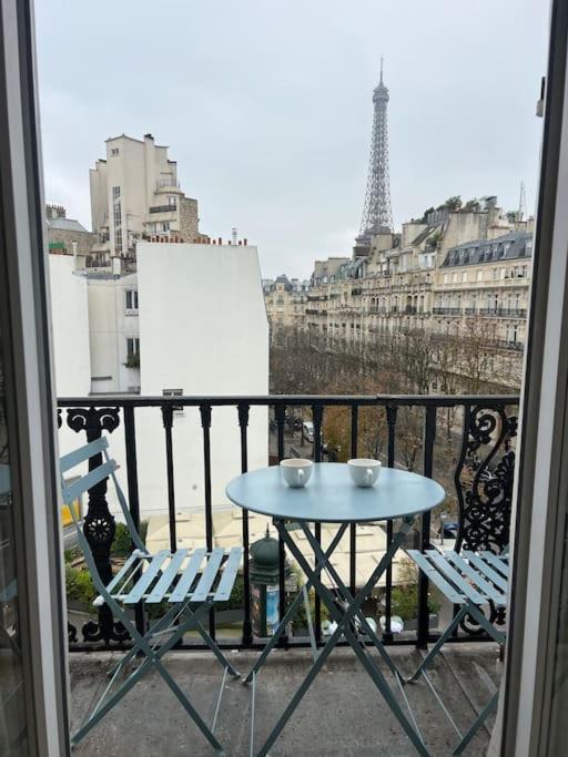 Appartement Paris Vue Tour Eiffel Trocadero Exteriör bild