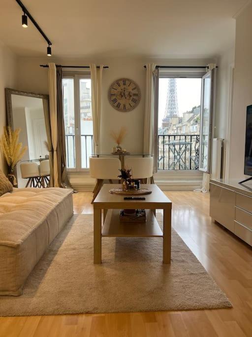 Appartement Paris Vue Tour Eiffel Trocadero Exteriör bild